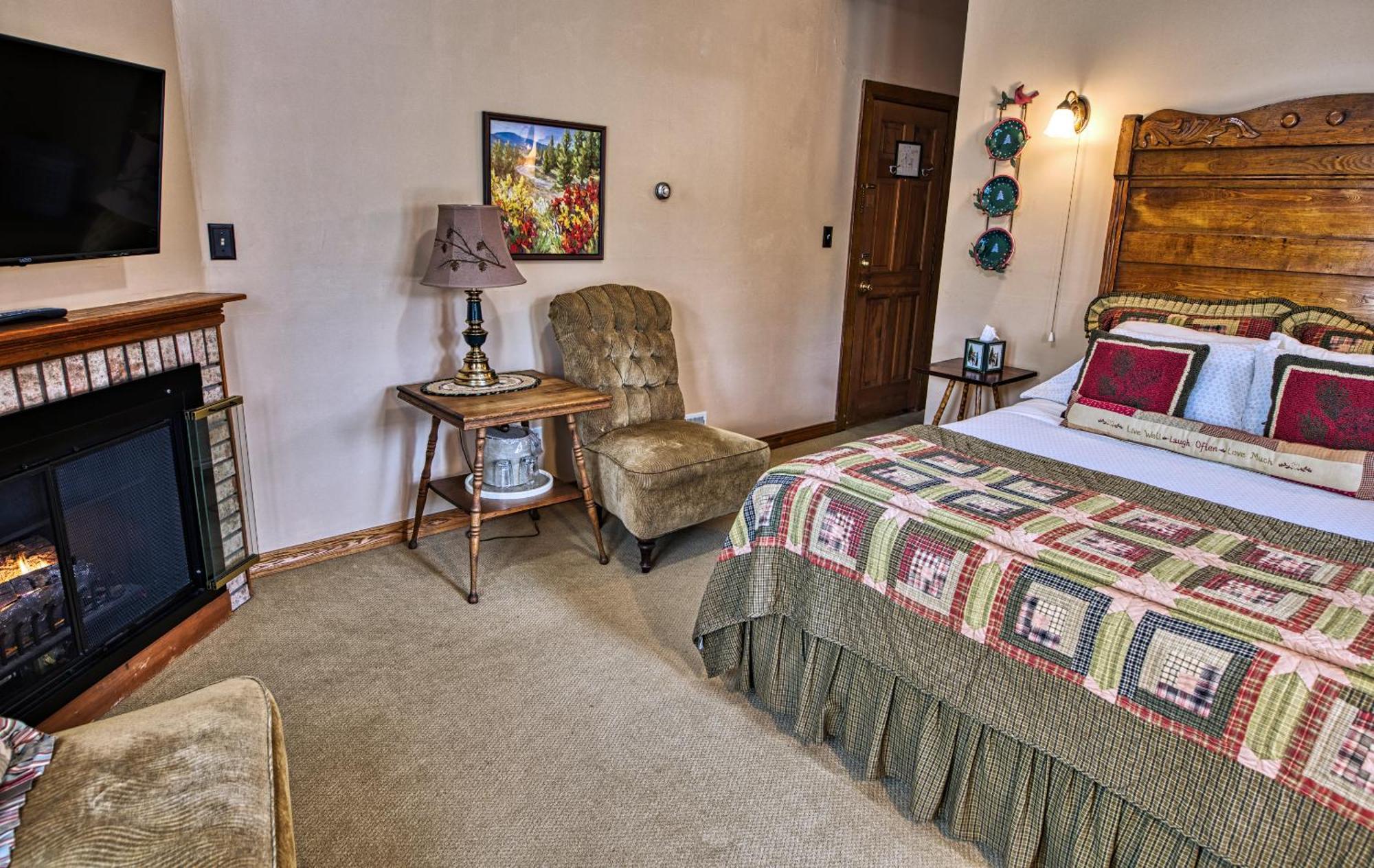 Rockwell Falls Inn And Wine Bar Lake Luzerne Номер фото